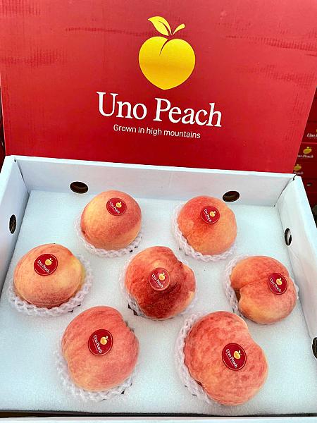 Đào đỏ Uno